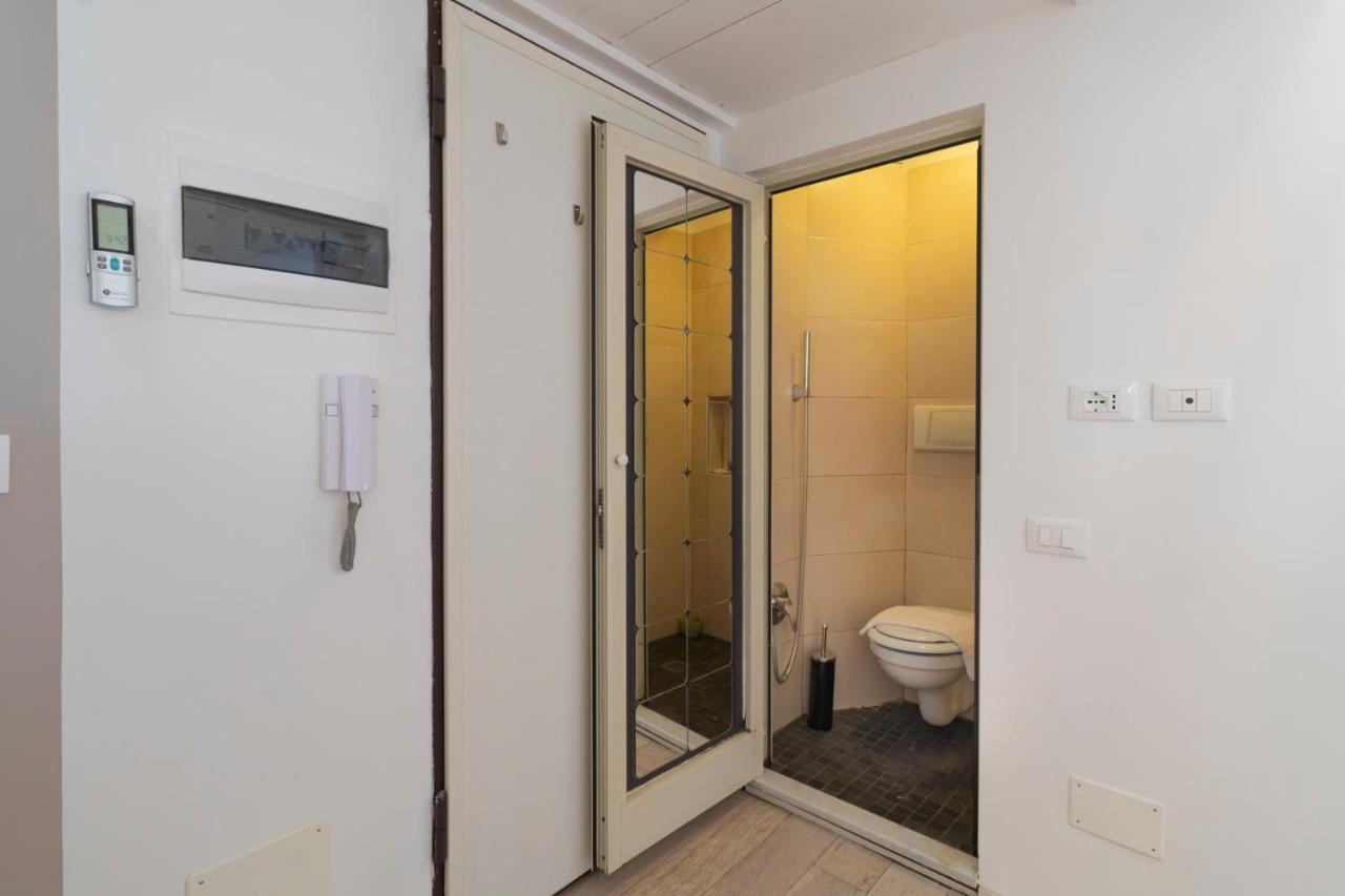 Piccolo Loft Sui Navigli Appartement Milaan Buitenkant foto